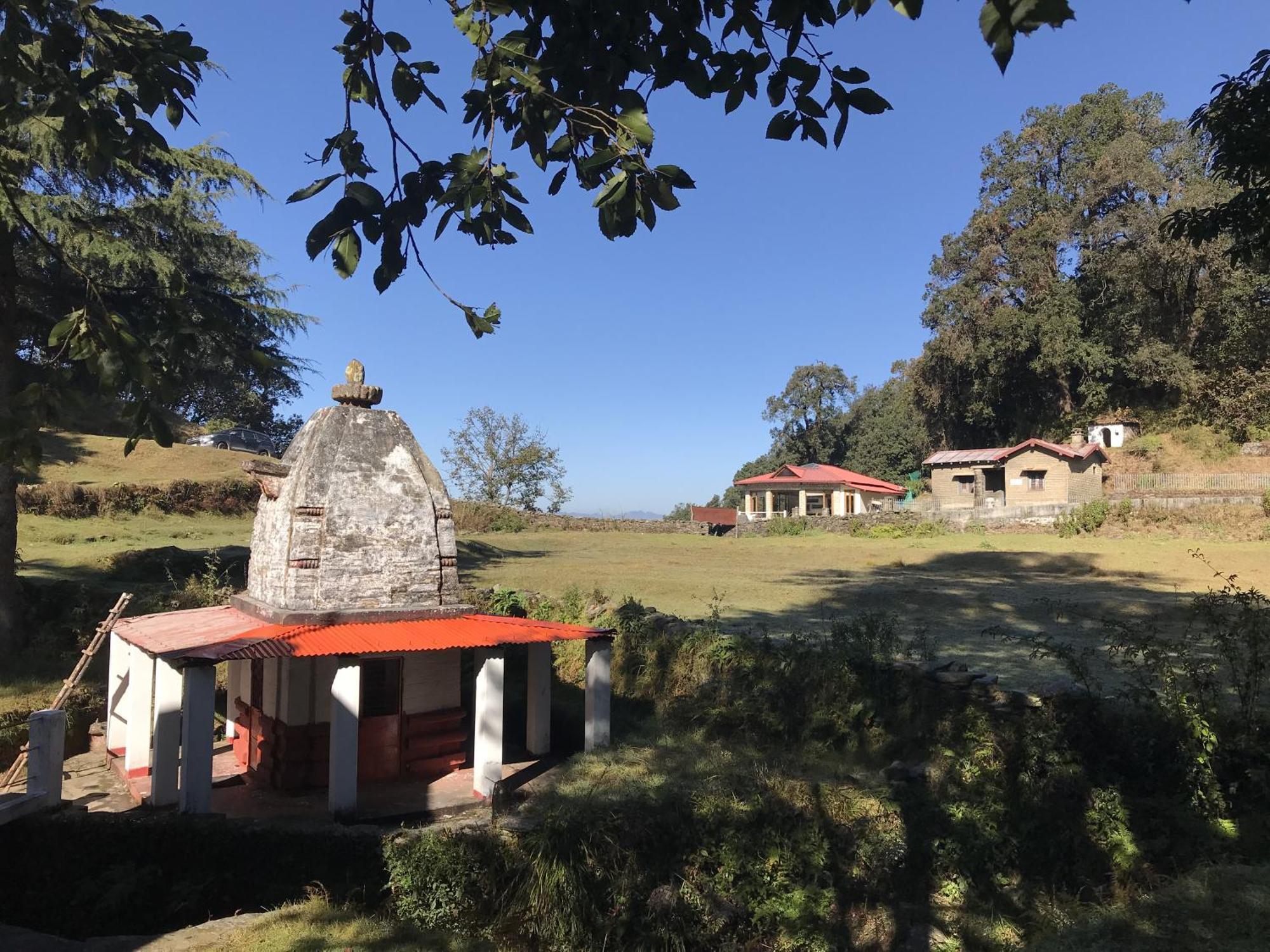 Simba Jungle Lodge, Binsar Wildlife Sanctuary Eksteriør billede