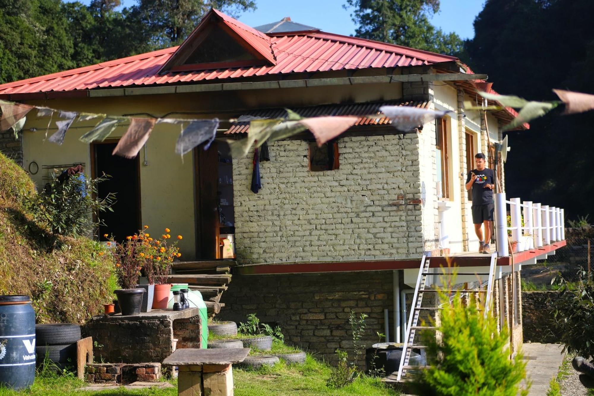 Simba Jungle Lodge, Binsar Wildlife Sanctuary Eksteriør billede