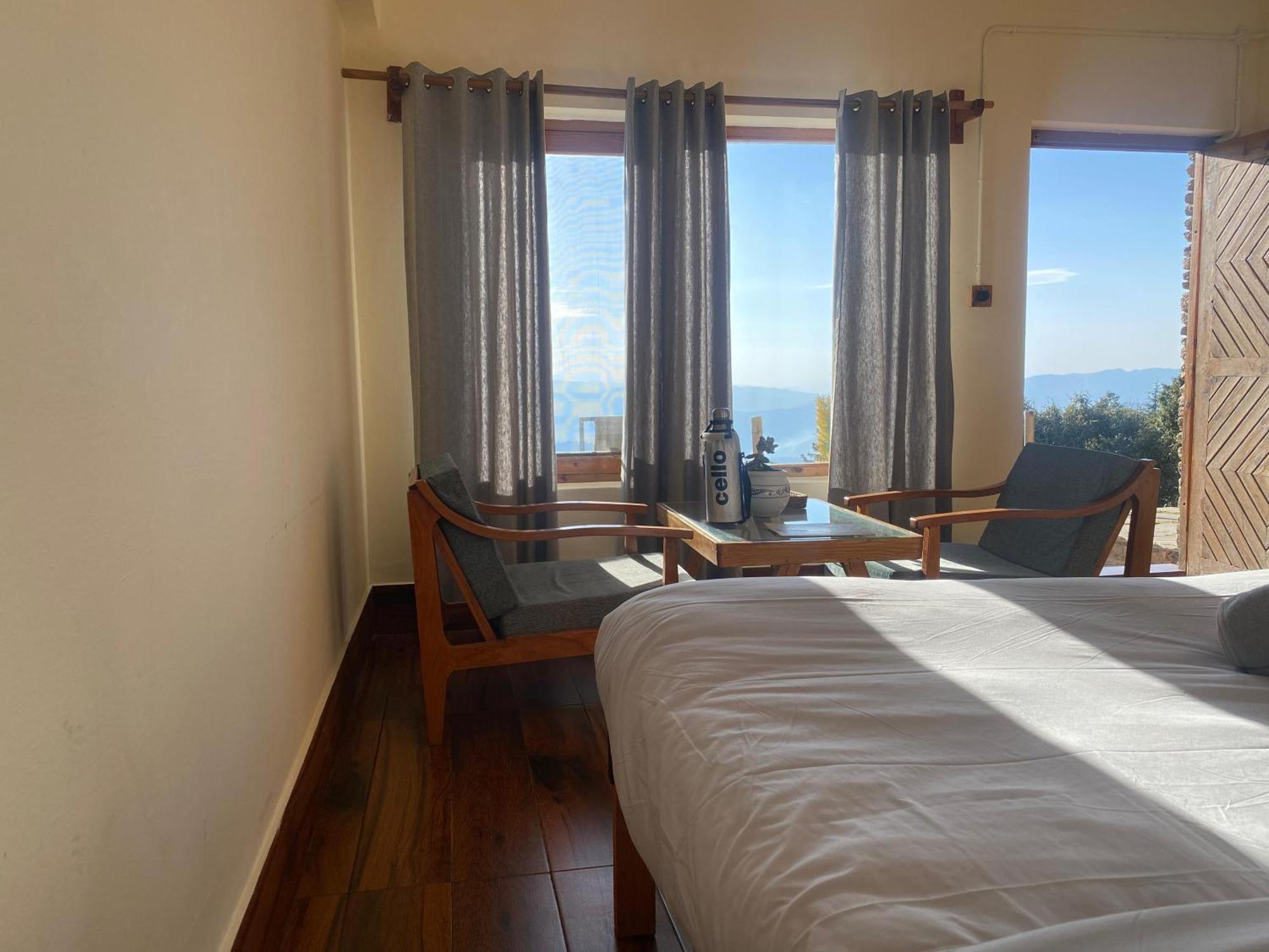 Simba Jungle Lodge, Binsar Wildlife Sanctuary Eksteriør billede